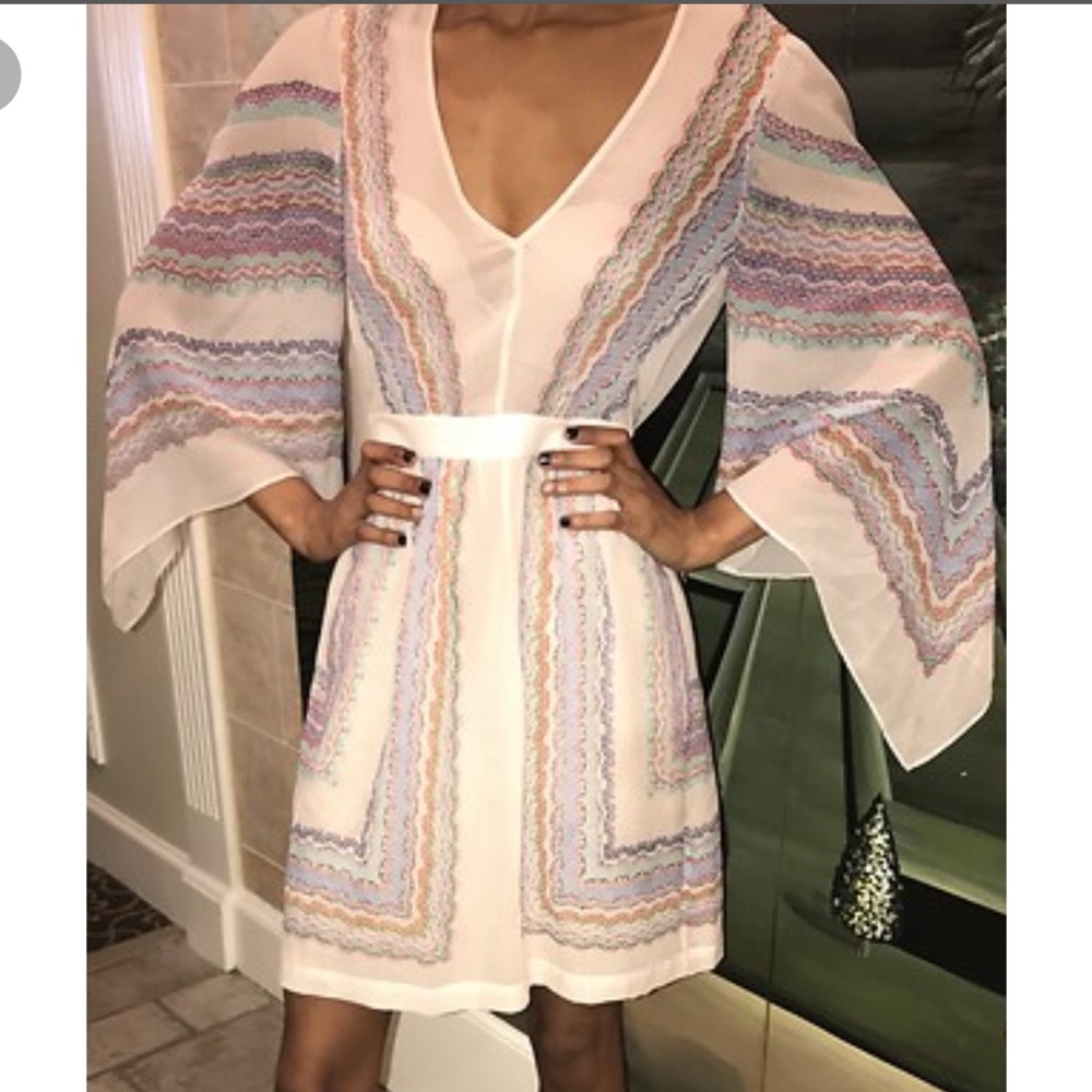 BCBG MAXAZRIA Jennisa Dress, sz S NWT. Beautiful!